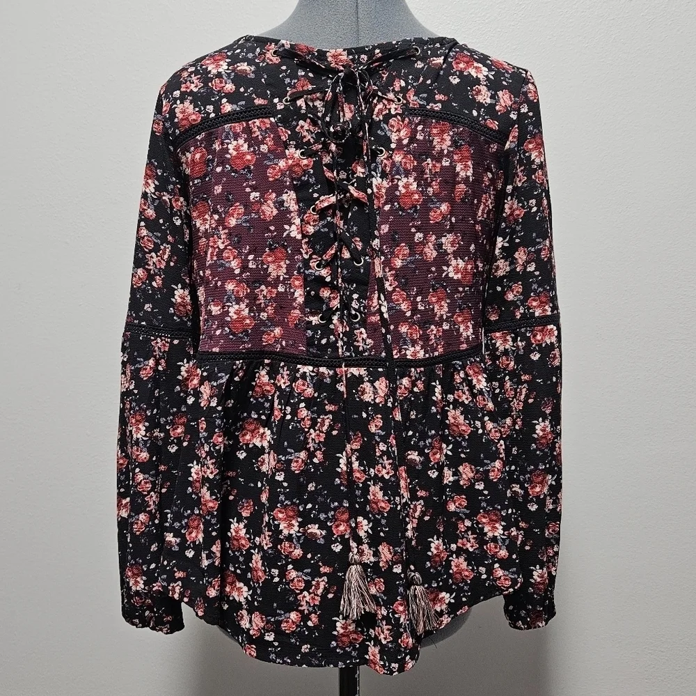 Knox Rose Floral Embroidered Tiered Relaxed Fit Peasant Top Blouse Womens Small - Picture 5 of 12